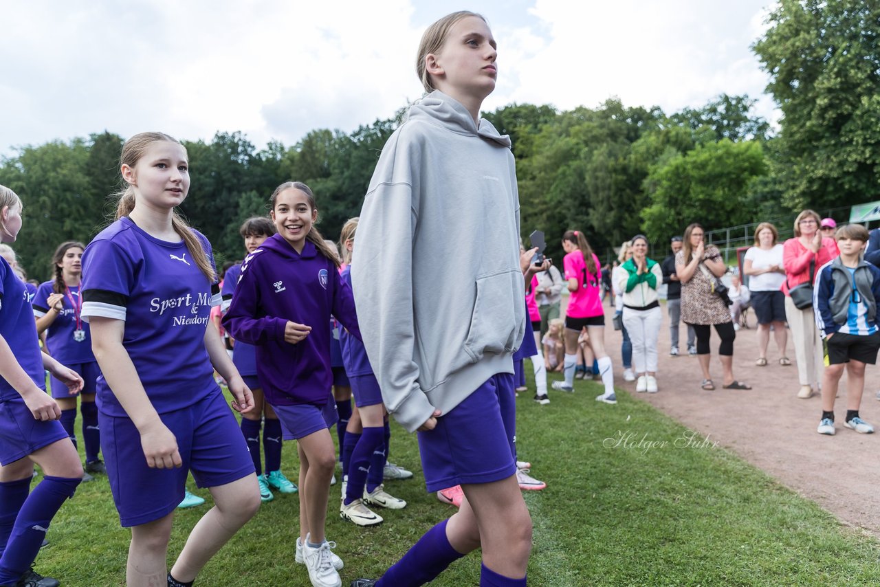 Bild 174 - Loewinnen Cup